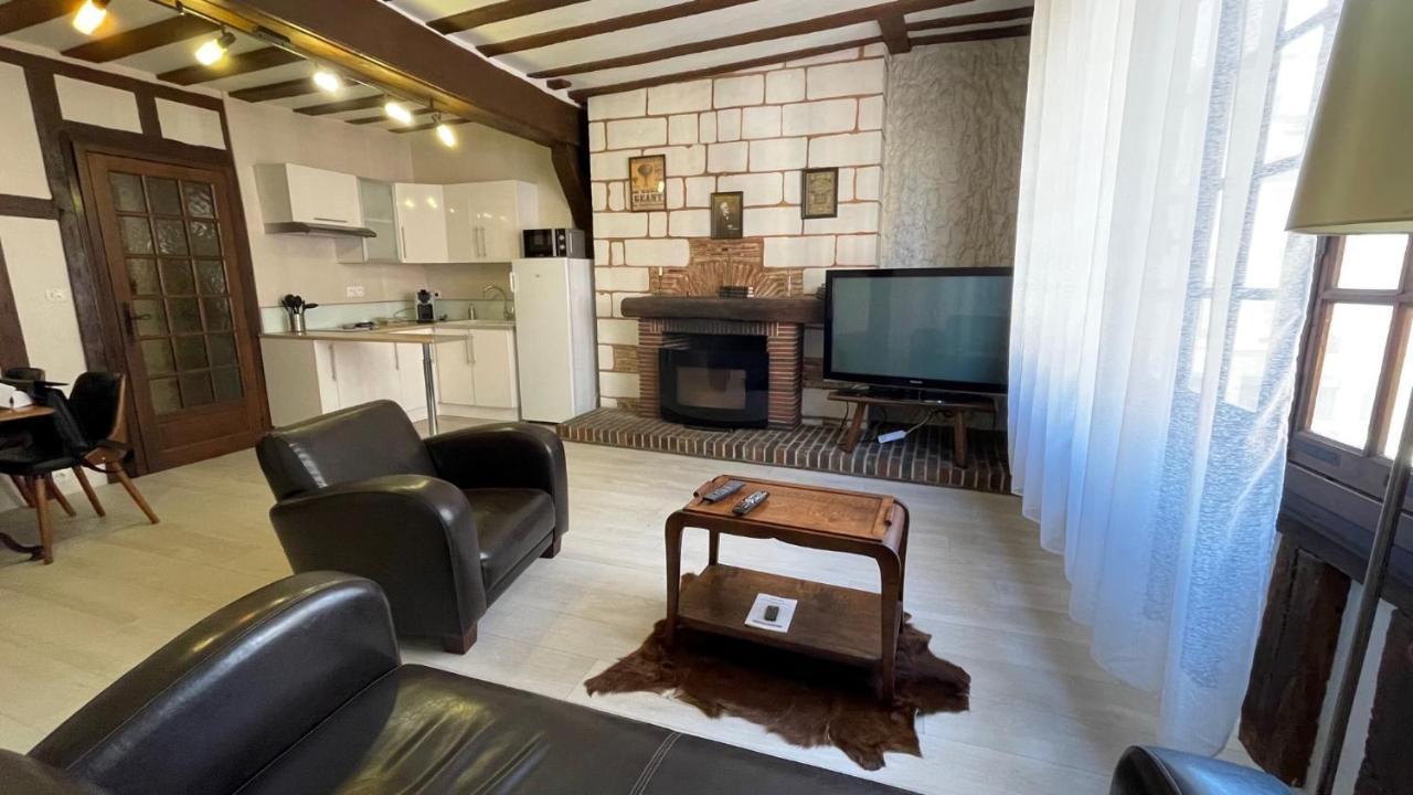 La Champenoise Apartment Troyes Bagian luar foto