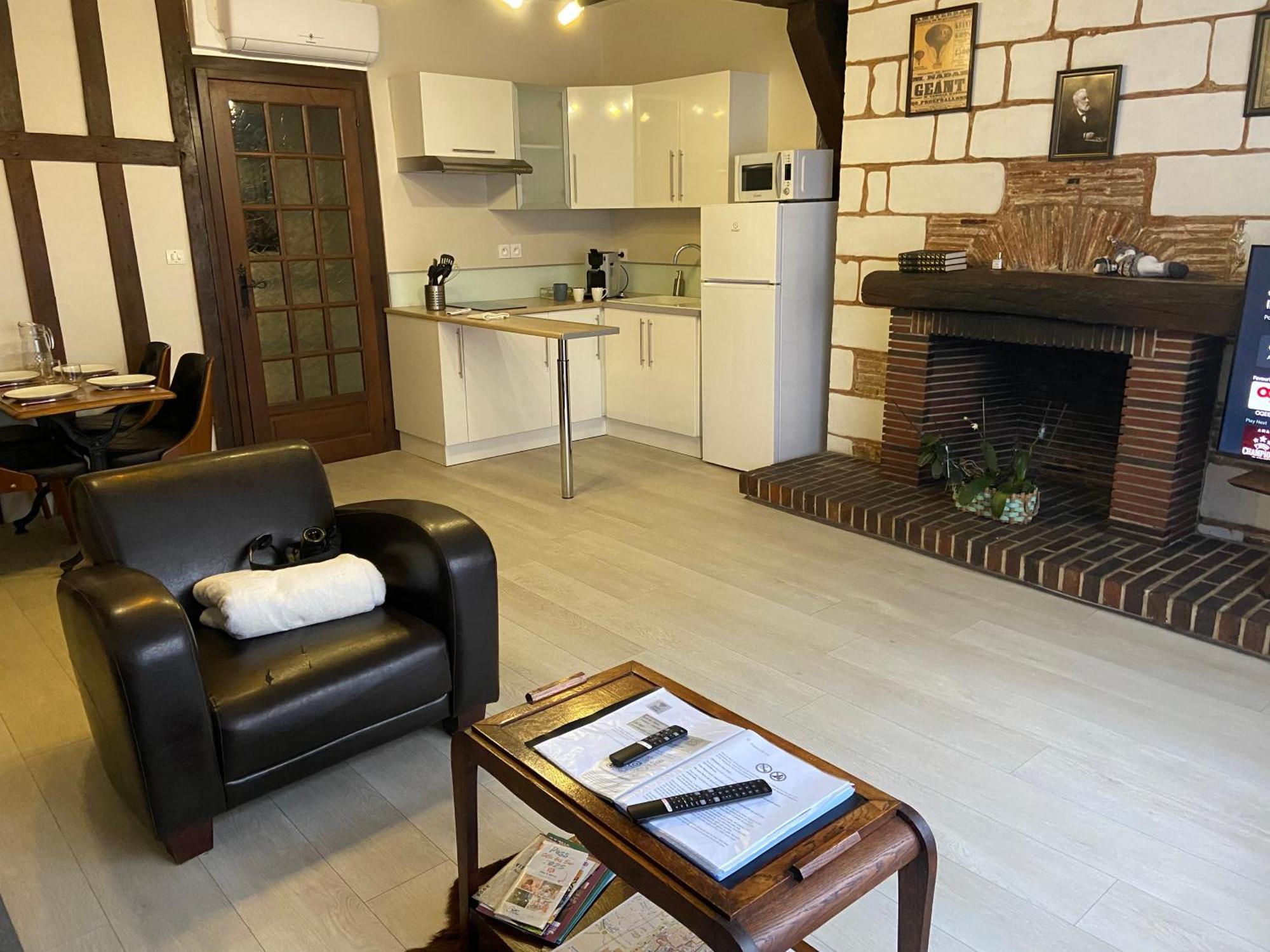 La Champenoise Apartment Troyes Bagian luar foto