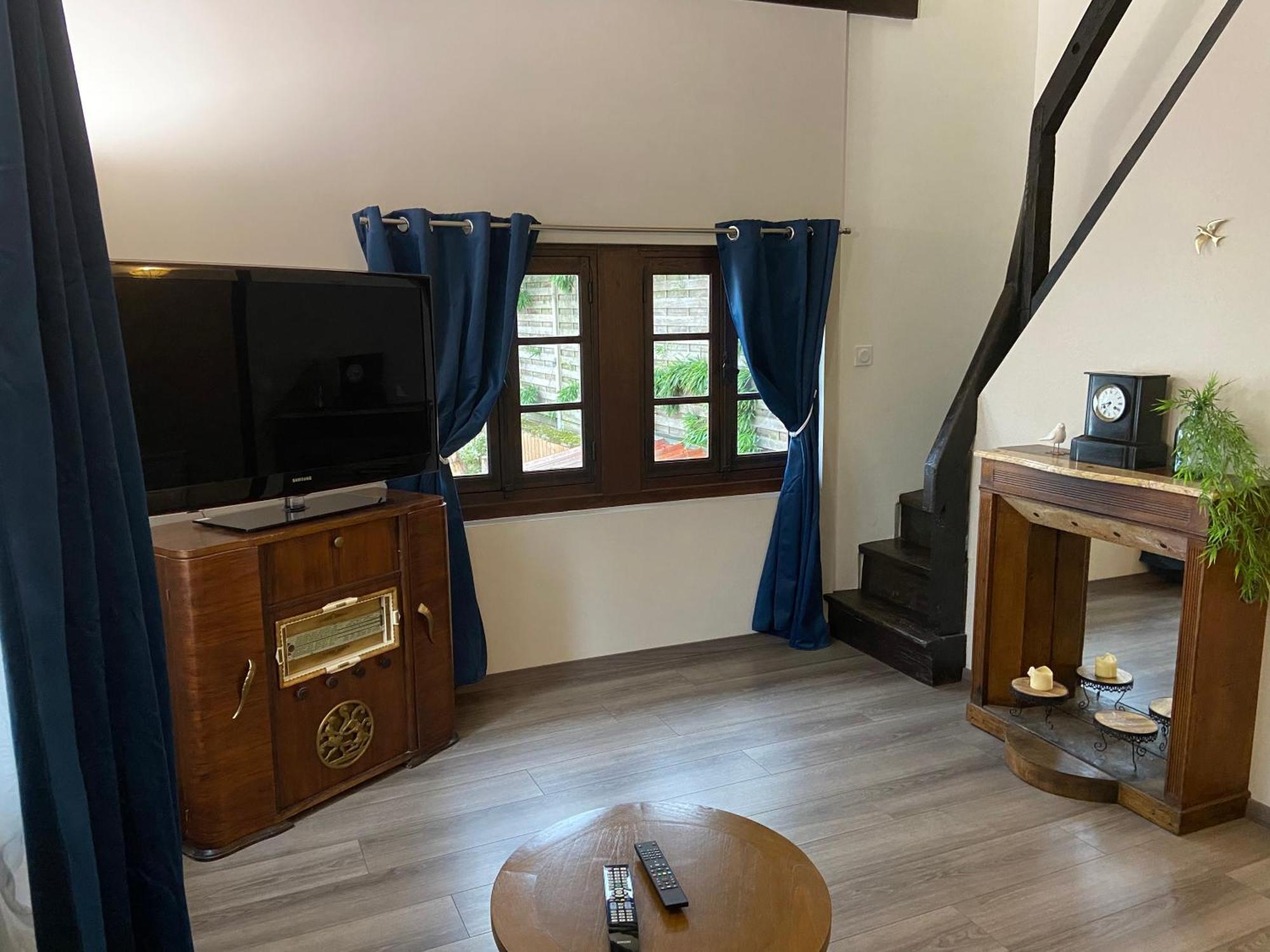 La Champenoise Apartment Troyes Bagian luar foto