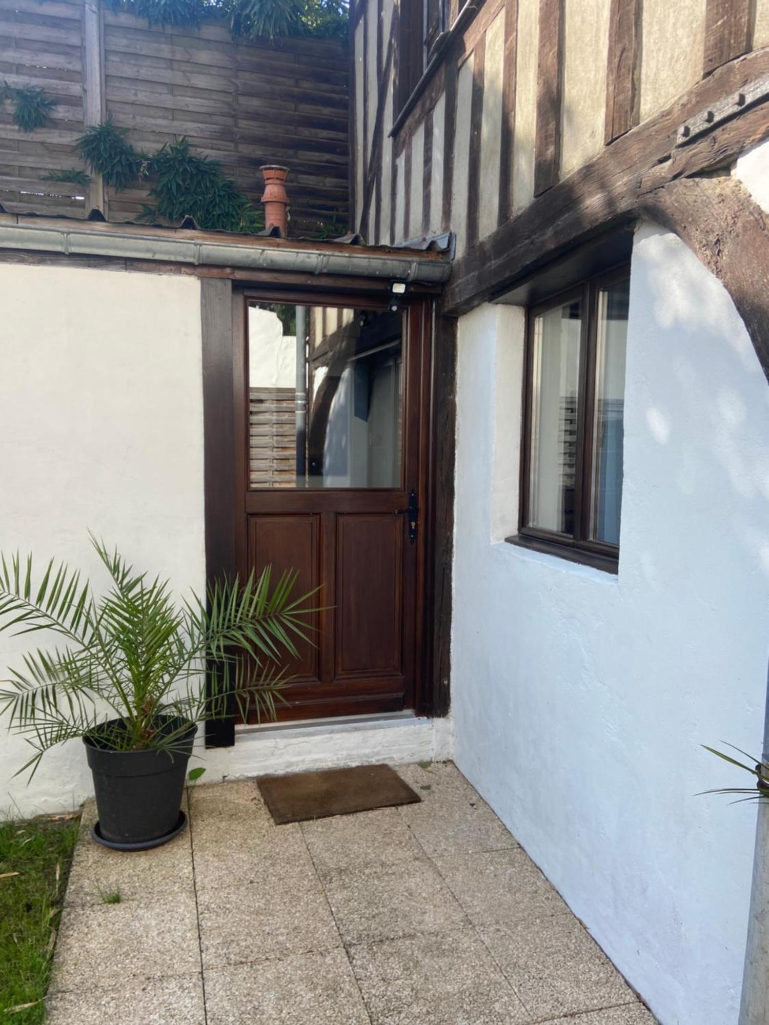 La Champenoise Apartment Troyes Bagian luar foto